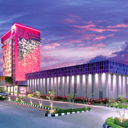 The Zuri Dumai Hotel Exterior foto