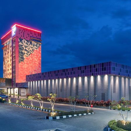 The Zuri Dumai Hotel Exterior foto