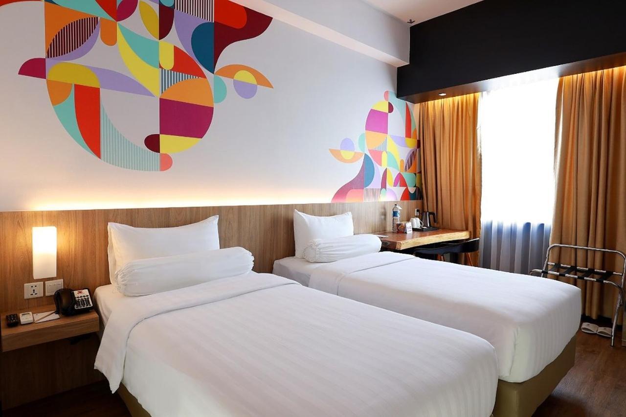 The Zuri Dumai Hotel Exterior foto
